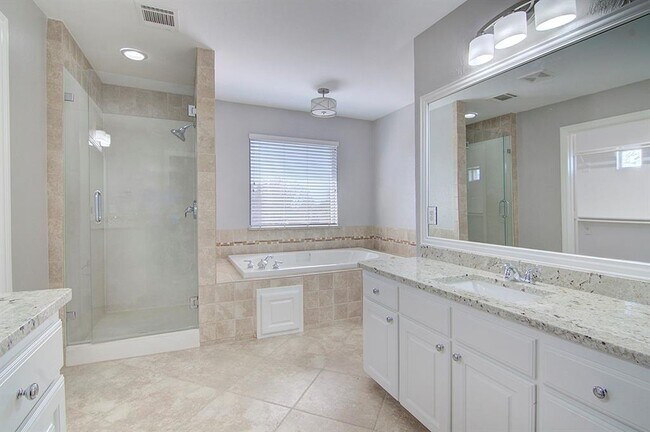 Building Photo - 4204 Lorimar Dr