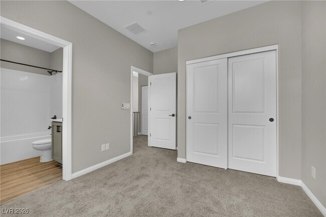 Building Photo - 1749 S Desert Foothills Dr