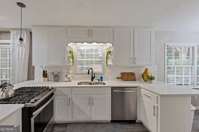 Building Photo - 2984 Blackberry Ln