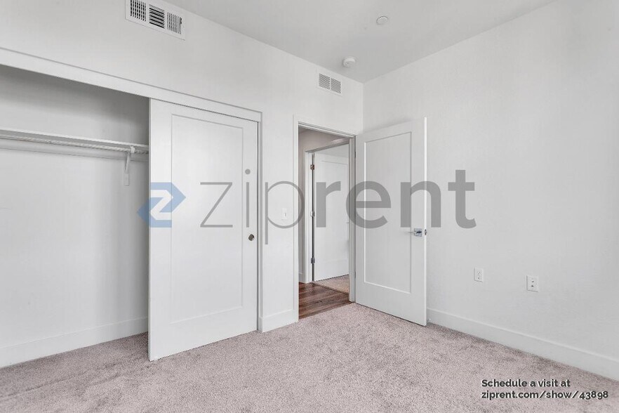 Building Photo - 3893 Quantum Dr