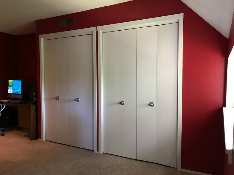 Master Bedroom - 47 Mallard Dr