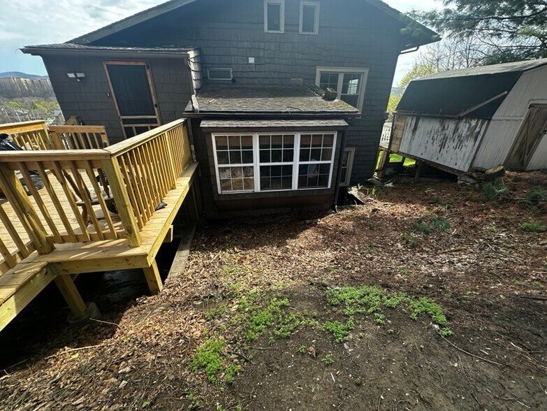 Building Photo - 106 Ruskin Dr