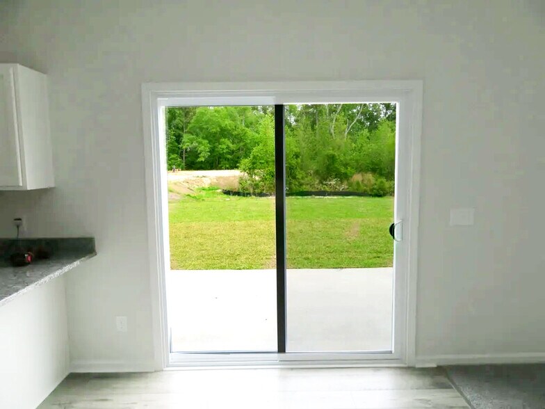 Building Photo - 3807 Northern Lights Dr