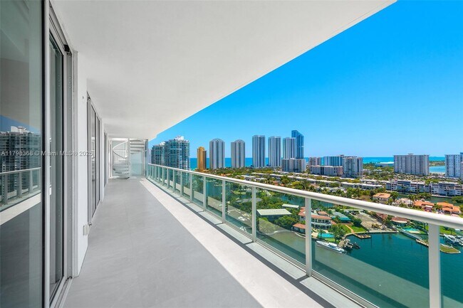 Building Photo - 400 Sunny Isles Blvd