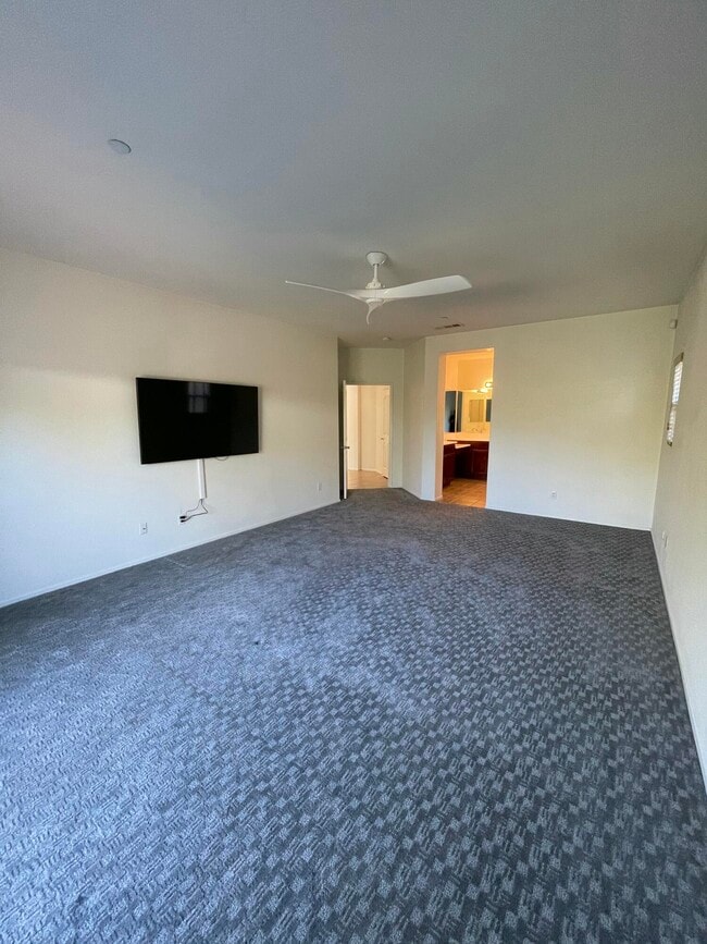 Building Photo - 1122 Oro Ridge