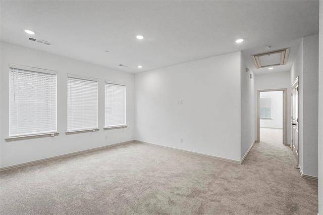 Building Photo - 2640 Bluejack Rd