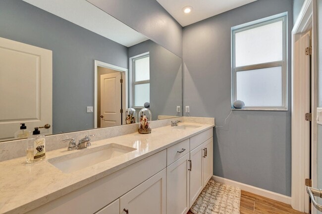 Building Photo - 10696 SW Estella Ln