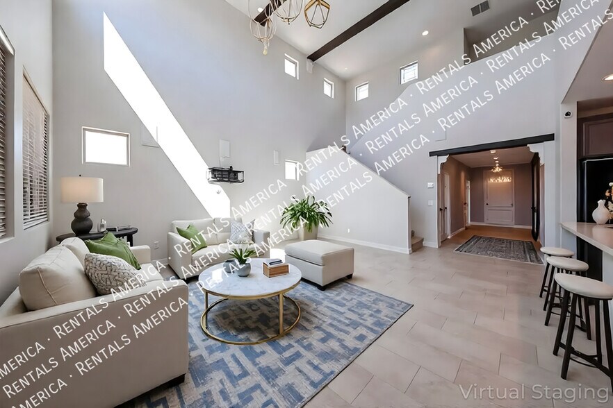 Building Photo - 11128 S 54th Ln