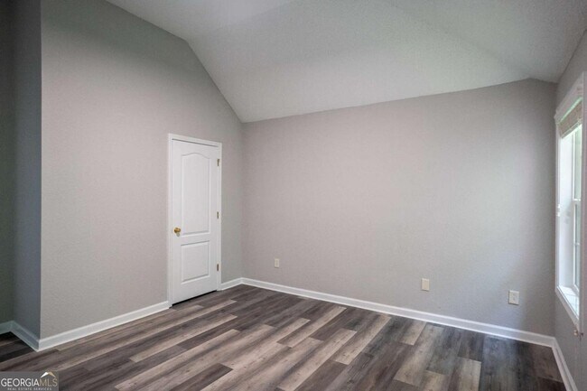 Building Photo - 3243 Newtons Crest Cir