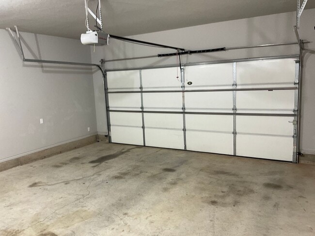 Building Photo - 20535 Autumn Trail