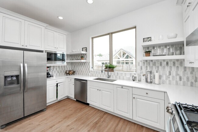Building Photo - 309 Violet Crown Ln