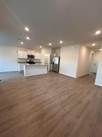 Building Photo - 521 Regiment Rd