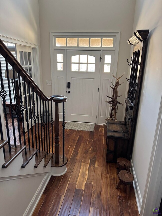 Building Photo - 305 Taylor Elaine Dr