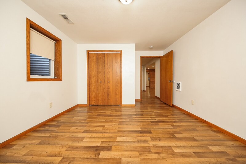 Building Photo - 808 S Grange Ave