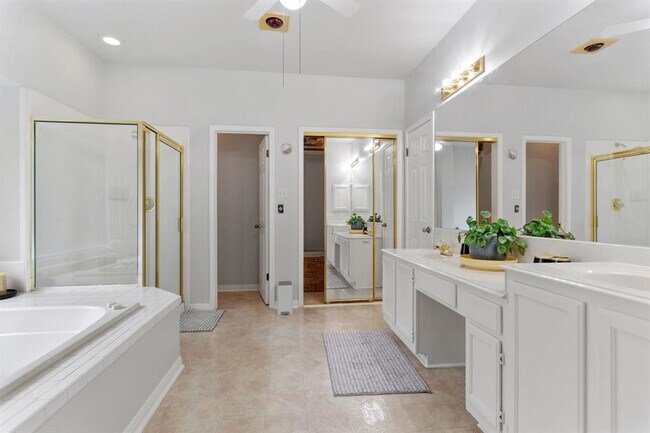 Building Photo - 16803 Black Kettle Dr