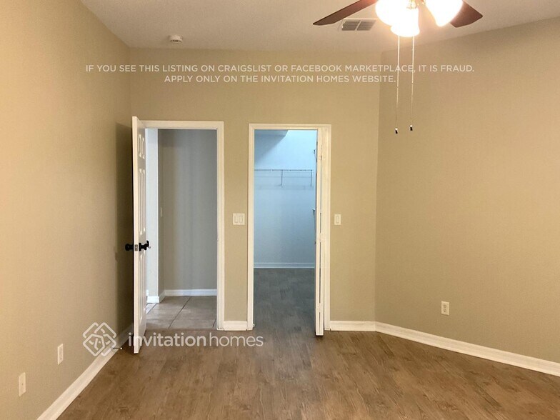 Building Photo - 26012 Singing Lark Ct