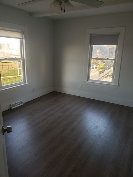 Building Photo - 35 Herrick St