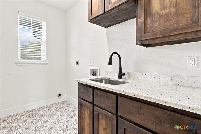 Building Photo - 7709 Soap Stone Ct
