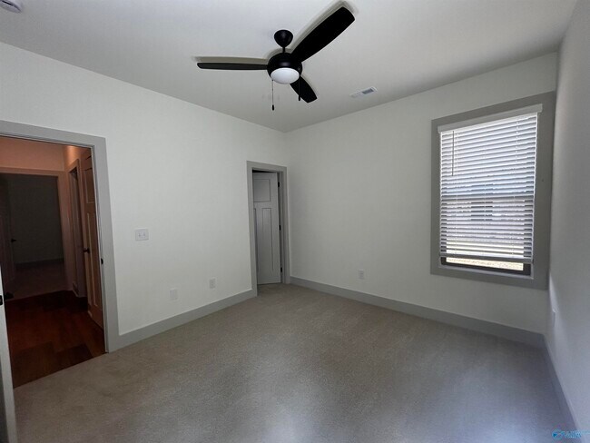 Building Photo - 209 Emma Harris Cir