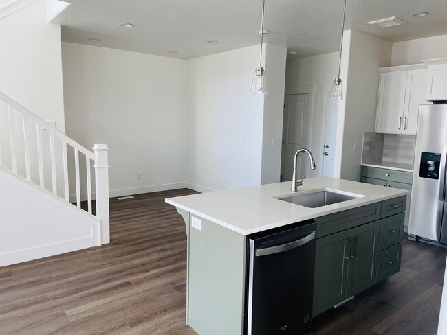 Building Photo - New Construction Townhome in Prime Riverto...