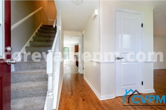 Building Photo - 10827 Topbranch Ln