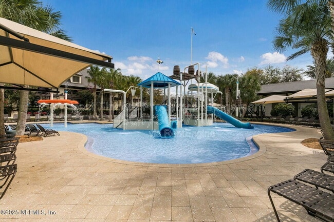 Building Photo - 156 Latham Dr