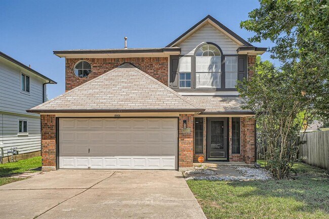 Building Photo - 8801 Piney Creek Bend