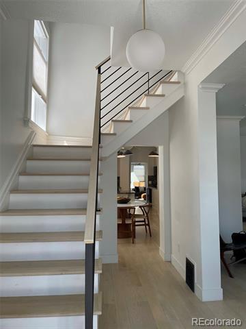 Building Photo - 2103 W 28th Ave