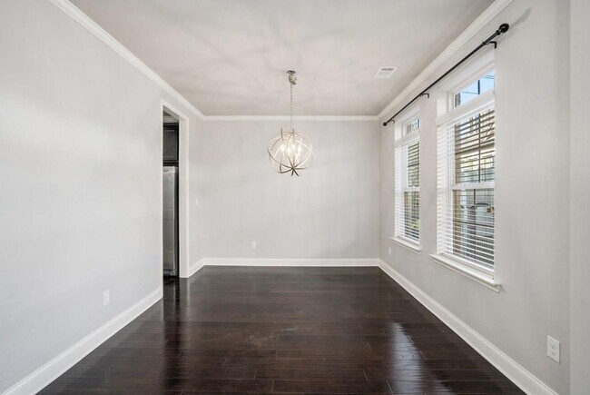 Building Photo - 612 Luckett Ct