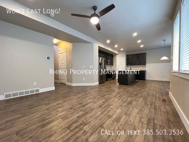 Building Photo - 4417 Lower Meadow Dr