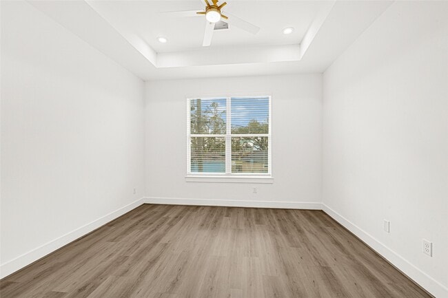 Building Photo - 409 Alvia Run Ln