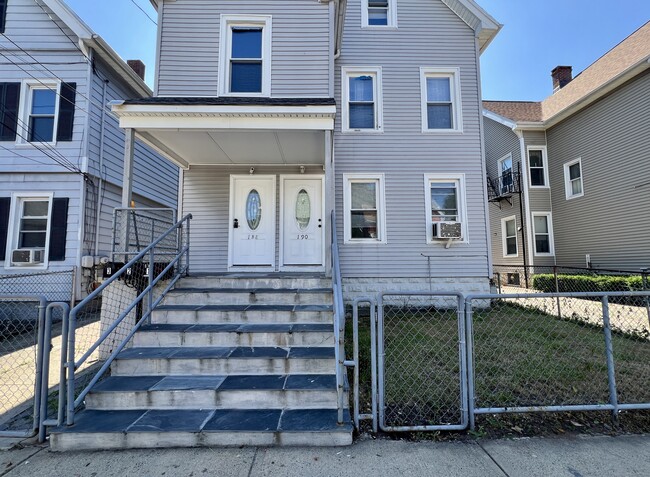 Primary Photo - 190 Fillmore St