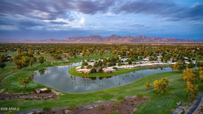 Building Photo - 7129 N Vía De Alegria