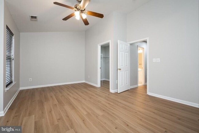 Building Photo - 20382 Farmgate Terrace