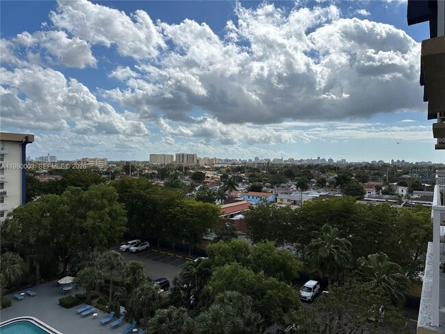 Building Photo - 801 NW 47th Ave