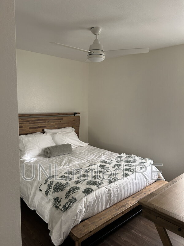 Building Photo - 1000 N Beaver St