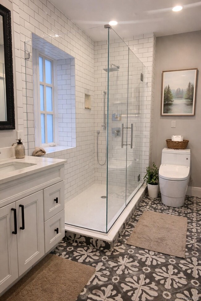 Building Photo - 1144 Post Rd