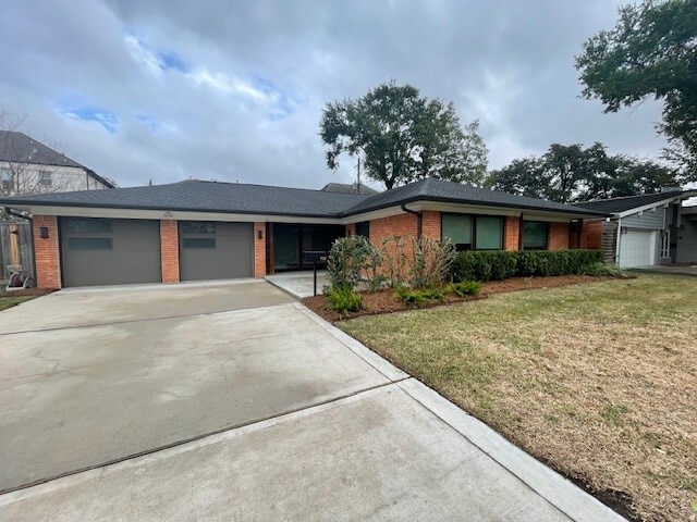 Building Photo - 7911 Greenbush St