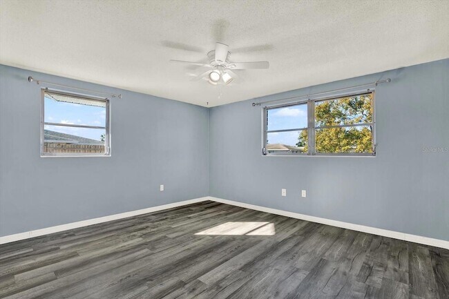 Building Photo - 7902 Canna Dr