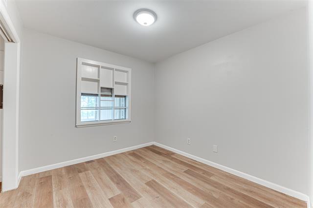 Building Photo - 1411 Skyline Dr