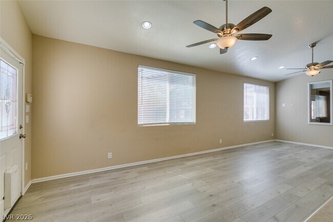 Building Photo - 2255 Calistoga Ct