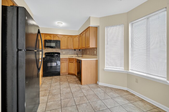 Building Photo - 802 Jesse Way