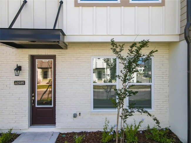 Building Photo - 12518 Willstatter Ave