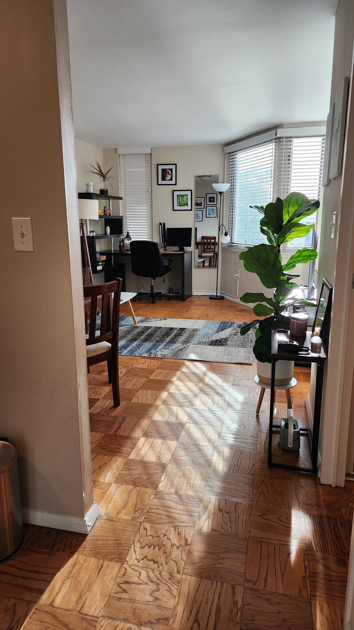 Building Photo - 2800 Wisconsin Ave NW