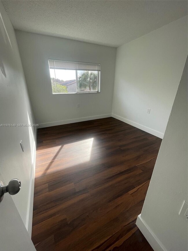 Building Photo - 1251 Benoist Farms Rd