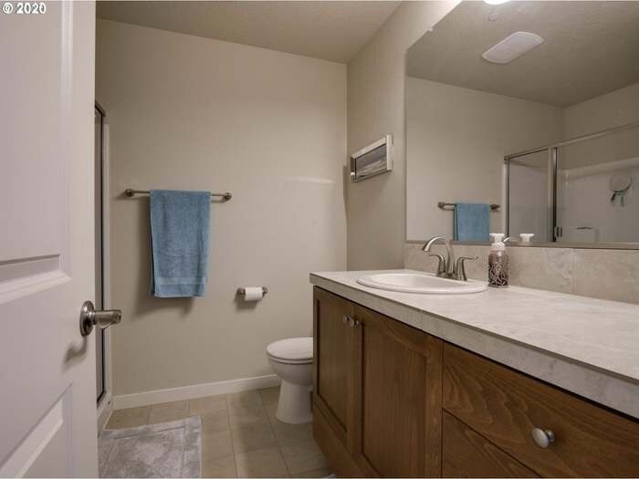 Bathroom #2 W/Standing shower - 28488 SW Villebois Dr N