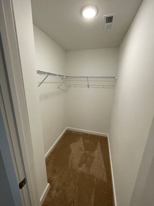 Building Photo - Home for Rent in Cullman, AL!! Available t...