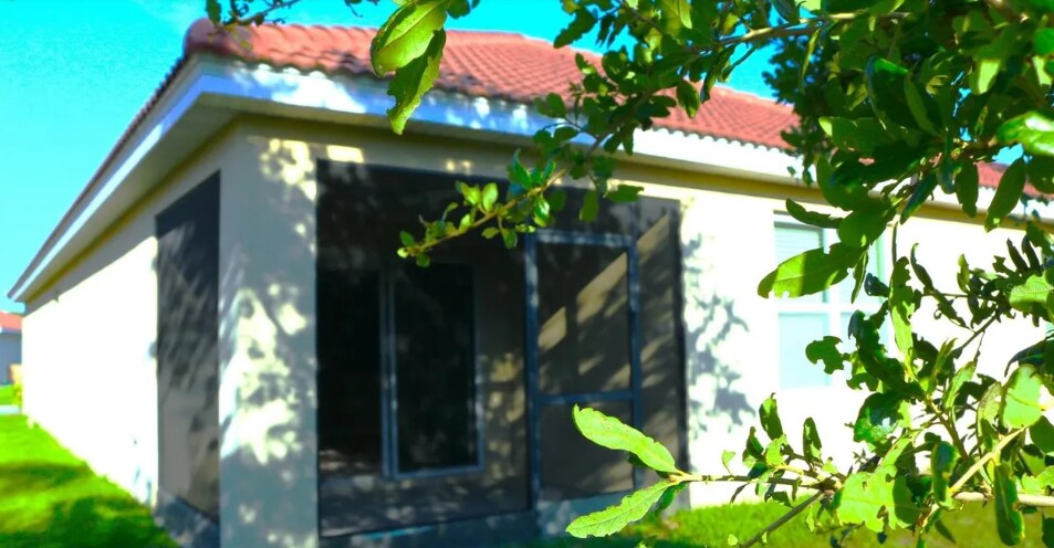 Building Photo - 3045 Sangria St
