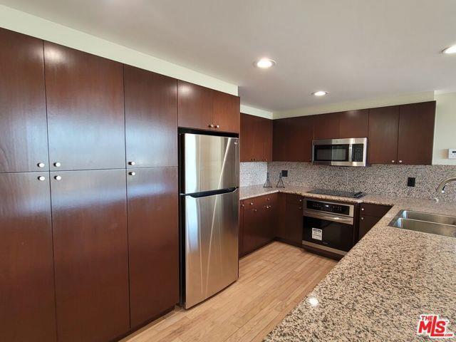 Building Photo - 2160 Century Park E