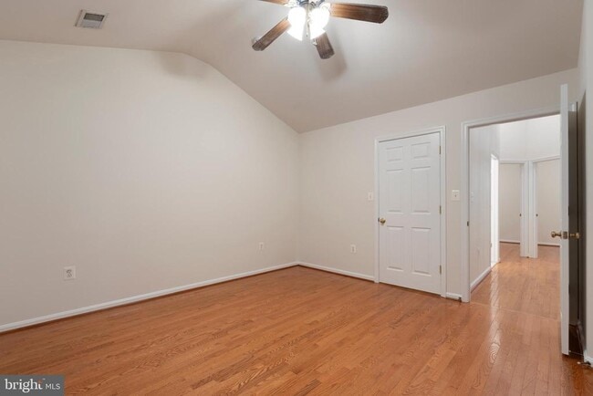 Building Photo - 4021 Fairfax Center Hunt Trail